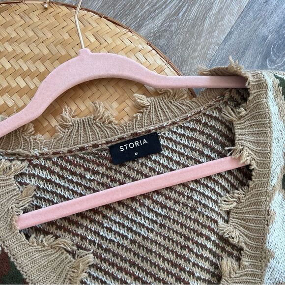 Storia distressed paisley print v neck‎ sweater Women’s Size M - Picture 6 of 6